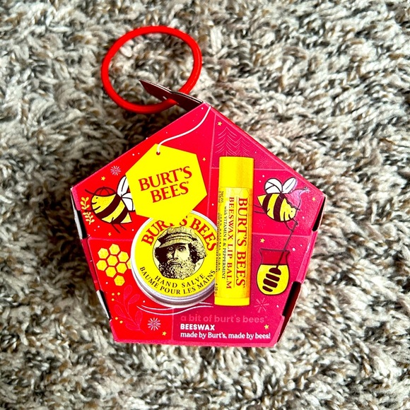 Burt’s Bees Beeswax Gift Set – Lip Balm & Hand Salve – New - Picture 1 of 4